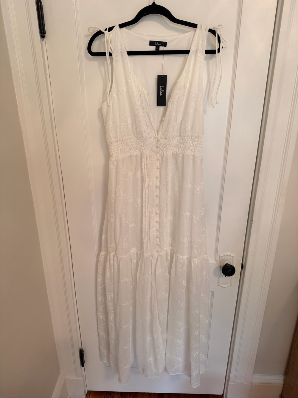 White Embroidered Maxi Dress NWT Size Large Tie Shoulder Smocked Waist Boho